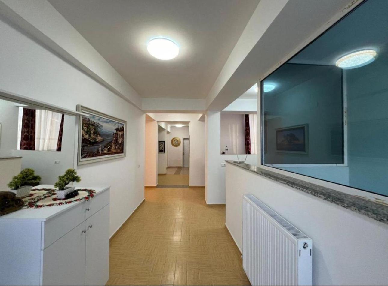 Vila Kasemi Fier Buitenkant foto